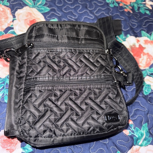 Lug Black Quilted  Bag - Picture 1 of 5